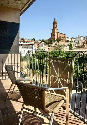 Un balcón o terraza de Hotel Villa de Andosilla