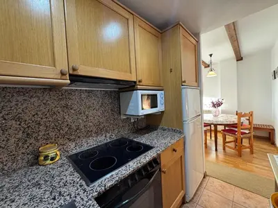 Una cocina o zona de cocina en C19 - Bellavista Pirineo - Villmor
