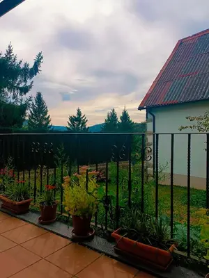 Jardín al aire libre en Casa rural Txorrota Txortako Txikia Selva de Irati