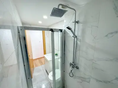 Un baño de El Marqués del Pilar - Turistea