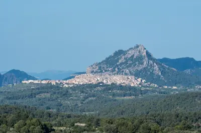 Paisaje cerca of this country house