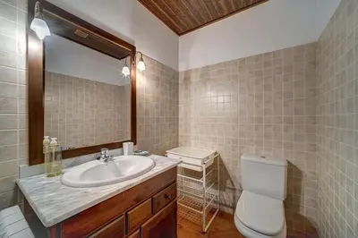 Un baño de Eth Floc - Dúplex con trasslado gratuito a pistas