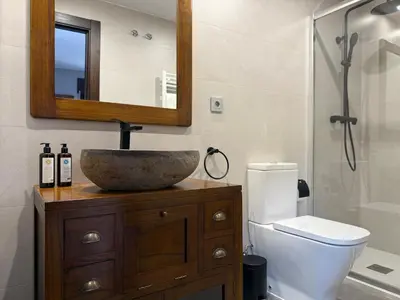 Un baño de El Molino de Pochas