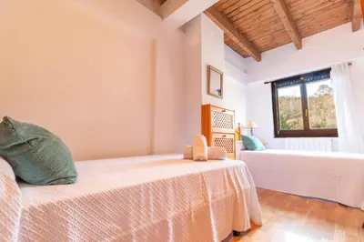 Cama o camas de una habitación en Casa Pilar Escarrilla - Games Room - Ski - Views - Parking - Wifi