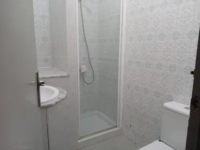 Un baño de Alojamiento Cervantes