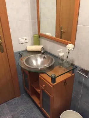 Un baño de Apartamento Peñaguda Estella by Clabao