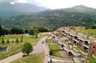 Vista general de una montaña o vista desde la casa o chalet