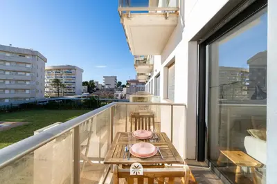 Un balcón o terraza de Mediterranean Way - Miami Beach