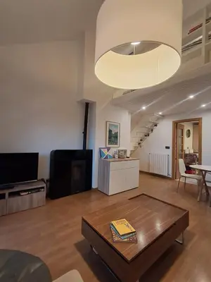 Una televisión o centro de entretenimiento en Casa los Rebecos