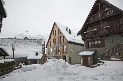 Val Arties 1 by FeelFree Rentals en invierno