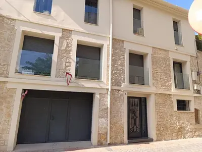 Edificio en el que se encuentra el apartamento
