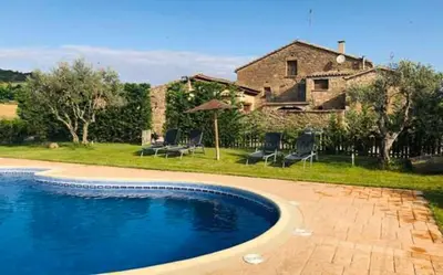 Piscina en o cerca de Casa Rural LES PLETES