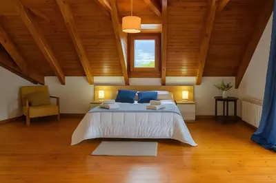 Plano de Vielha Duplex Mountain Views Sleeps 5