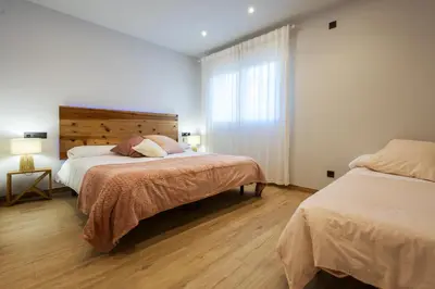 Cama o camas de una habitación en Bizi Baztan Goienetxea
