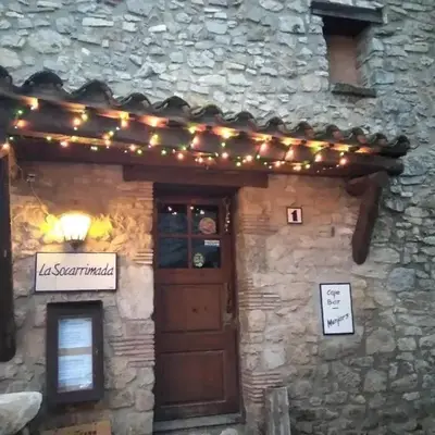 Magnificent village house in Rojals