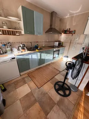 Una cocina o zona de cocina en La Casita Azul Family Home