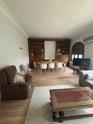 Zona de estar de Family home with pool and garden in Tudela center