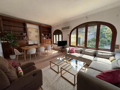 Zona de estar de Family home with pool and garden in Tudela center