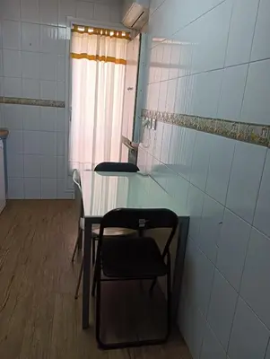 Plano de Apartamento en el centro encima de piscina Palafox