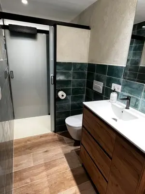 Un baño de Cal Ganiveter