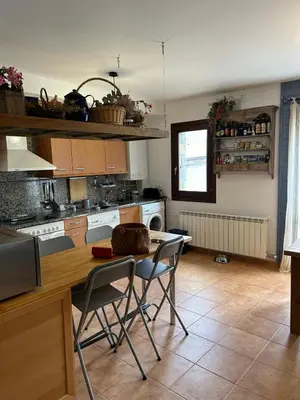 Una cocina o zona de cocina en Chalet Hoz de Jaca