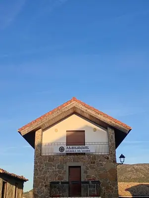 Edificio en el que se encuentra el albergue