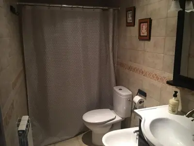 Un baño de Apartamentos Turisticos Rio Gallego