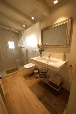 Un baño de Ca La Maria