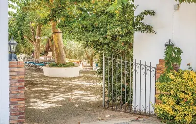 Jardín al aire libre en Awesome Home In Riudoms