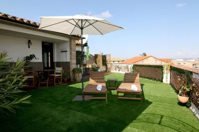 Jardín al aire libre en Hotel Merindad de Olite