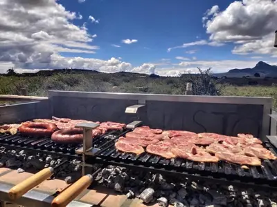 Barbacoa disponible para clientes en the country house