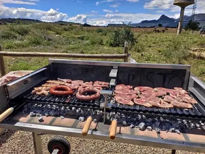 Barbacoa disponible para clientes en the country house