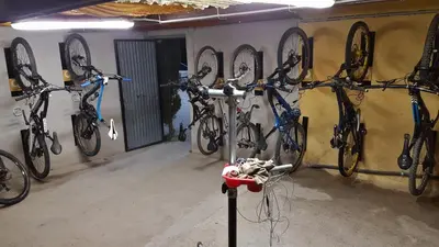 Montar en bicicleta en Hotel Meson de L’Ainsa o alrededores