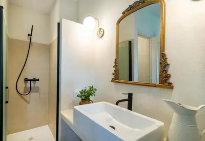 Un baño de Casa Joan de Fontsagrada