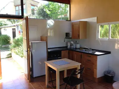 Una cocina o zona de cocina en Alén D'Aragón
