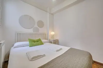 Cama o camas de una habitación en Jarauta 18 by Clabao