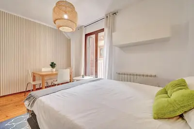 Cama o camas de una habitación en Jarauta 18 by Clabao