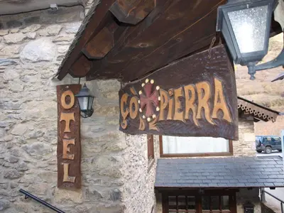Certificado, premio, señal o documento que está expuesto en Hotel Ço De Pierra