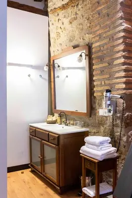 Un baño de Hotel La Freixera