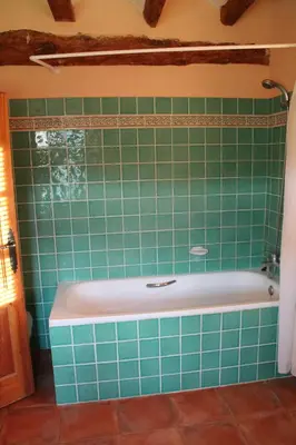 Un baño de Cal Millo