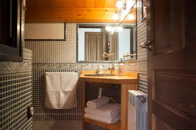 Un baño de Casa Rural Millán