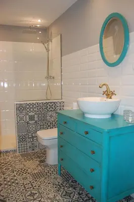 Un baño de El Capricho de Nieves