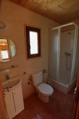 Un baño de Camping Valle de Hecho