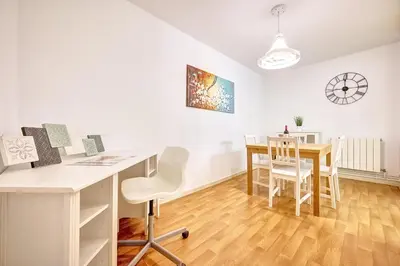 Plano de Apartamento La Capilla by Clabao