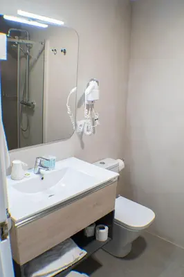 Un baño de Posada de Roncesvalles