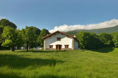 Paisaje cerca of this country house