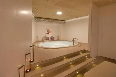 Un baño de Hotel Pompaelo Plaza del Ayuntamiento & Spa