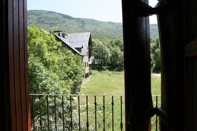 Vista general de una montaña o vista desde el apartamento