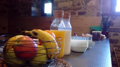 Comida en o cerca of this country house