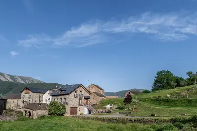 Paisaje cerca of this country house